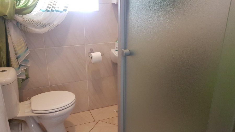 6 Bedroom Property for Sale in Cashan North West